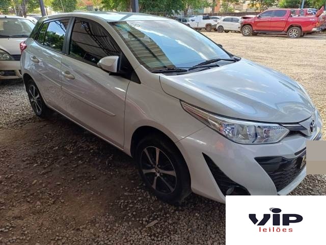 TOYOTA YARIS XS CONNECT CVT 1.5 16V 2021