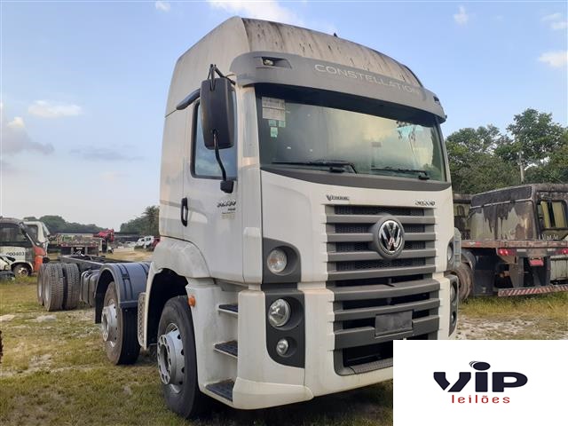 VOLKSWAGEN 30-330 CONSTELLATION 8X2 2022