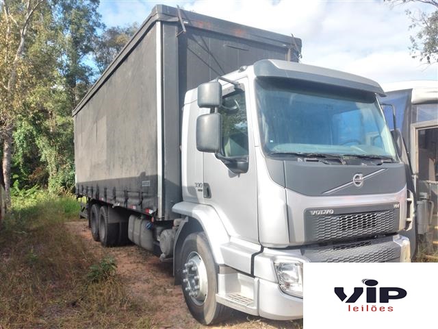 VOLVO VM330 6X2 2021