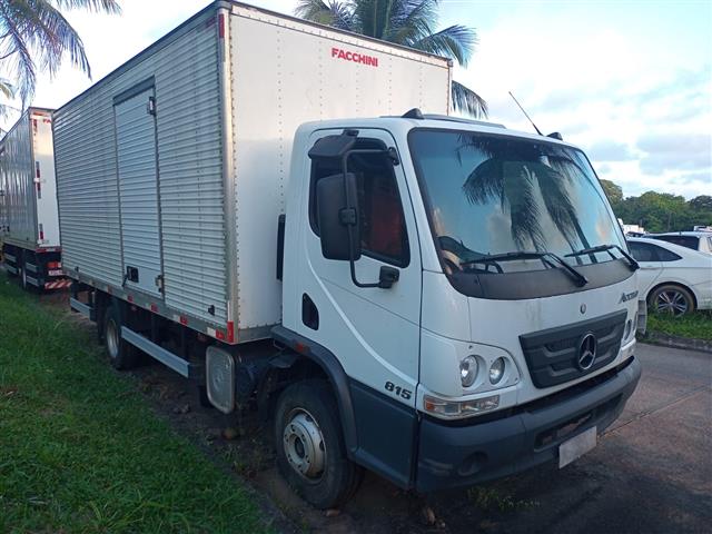 ACCELO 815 CE 2021