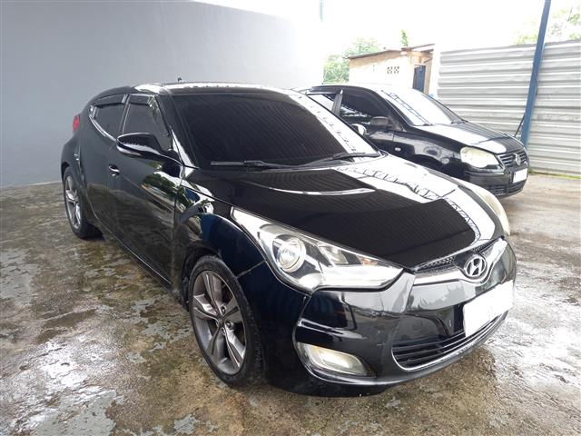 VELOSTER 2012