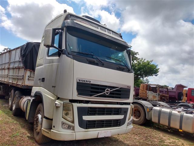 FH 460 6X2T 2012