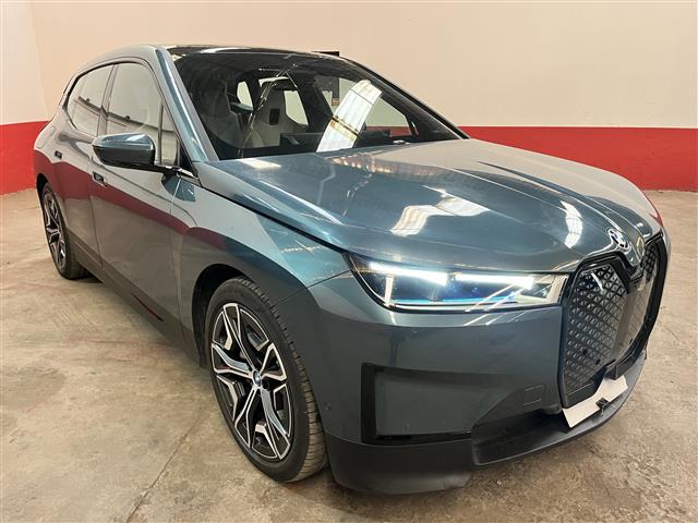 IX XDRIVE40 2022
